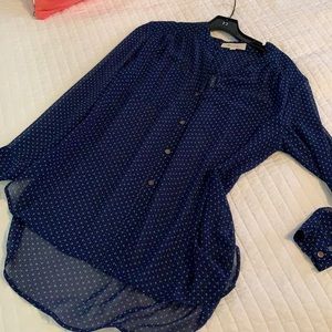 Two by Vince Camuto size m